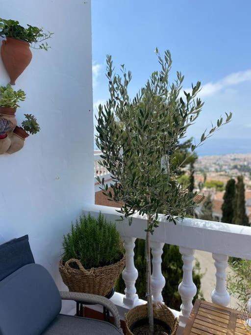 Precioso Apartamento Mandarinos Con Vistas Al Mar Nerja Bagian luar foto