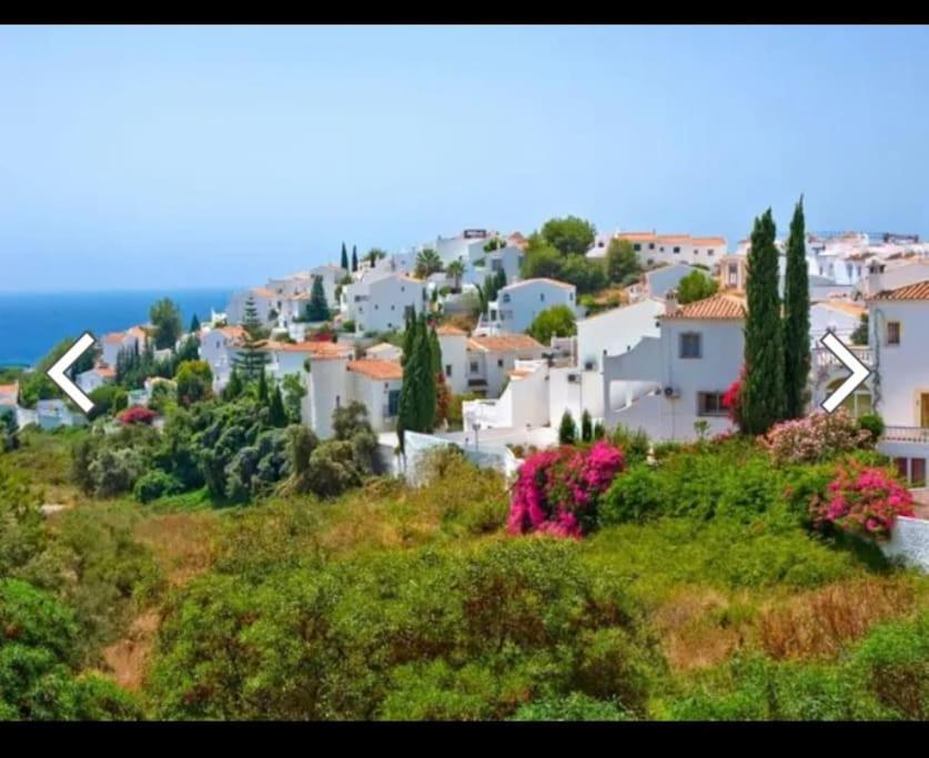 Precioso Apartamento Mandarinos Con Vistas Al Mar Nerja Bagian luar foto