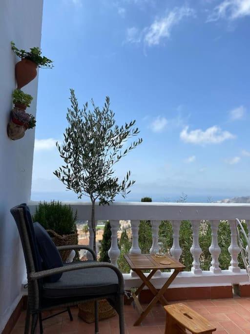 Precioso Apartamento Mandarinos Con Vistas Al Mar Nerja Bagian luar foto