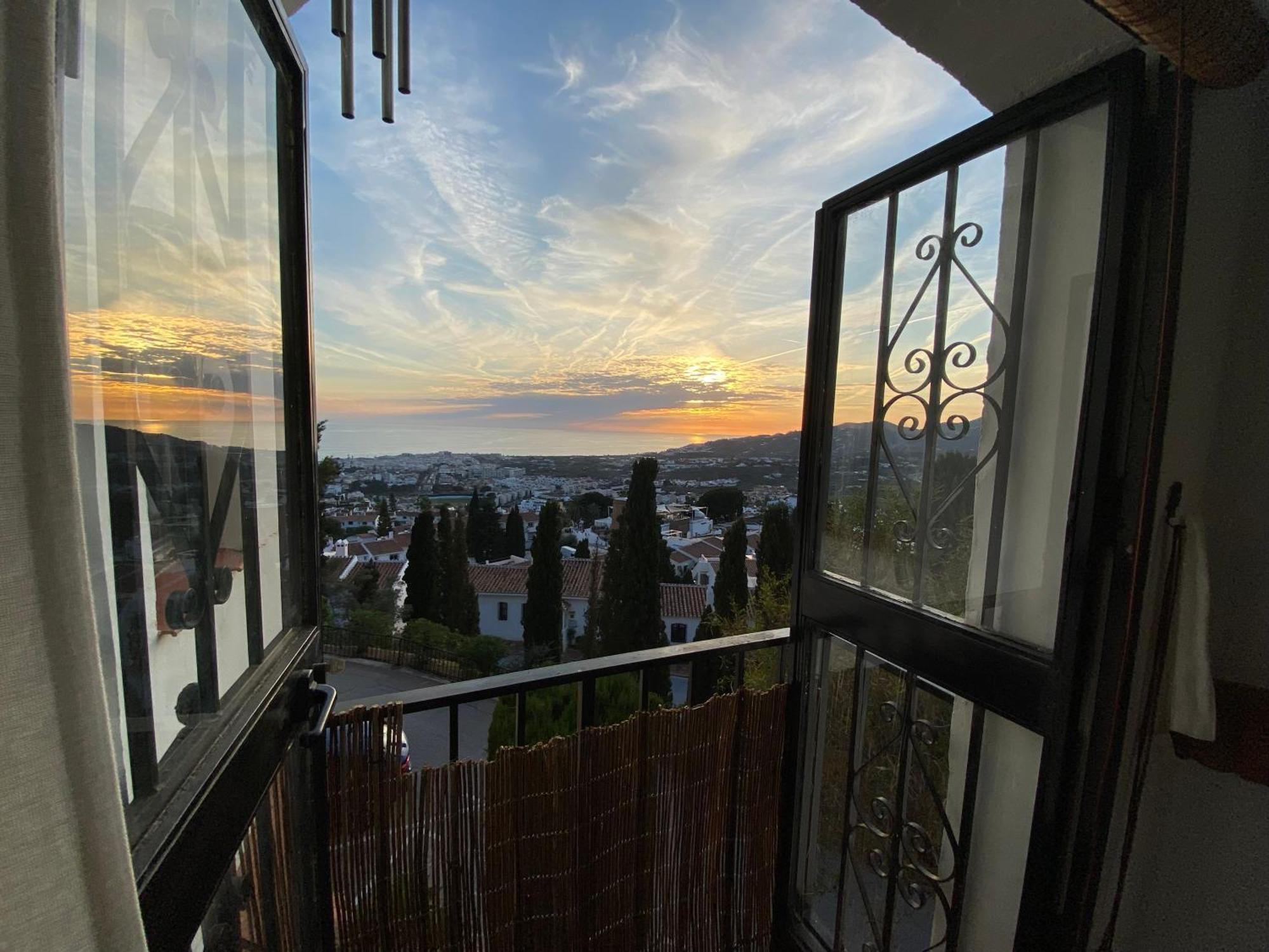 Precioso Apartamento Mandarinos Con Vistas Al Mar Nerja Bagian luar foto