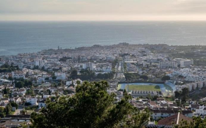 Precioso Apartamento Mandarinos Con Vistas Al Mar Nerja Bagian luar foto
